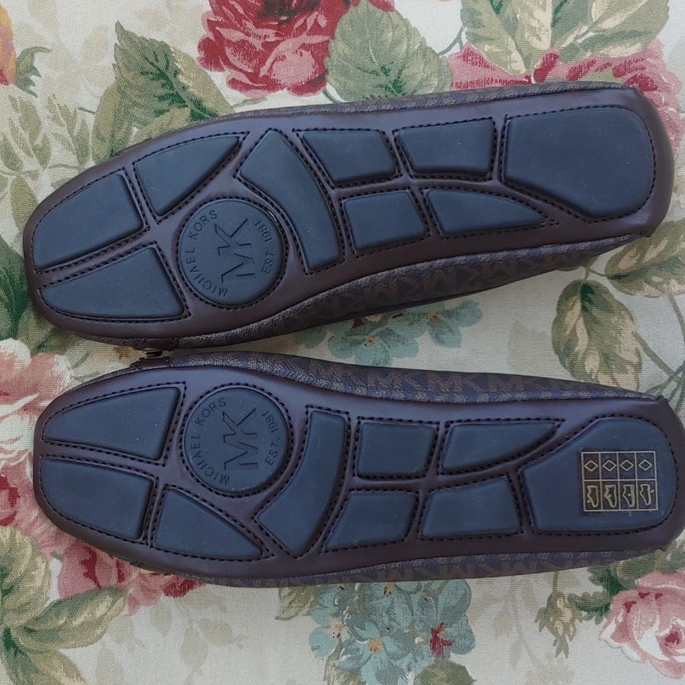 Michael Kors Fulton Studded Mocassin Flats in Brown with MK Logo Women's 7.5 - Picture 8 of 17